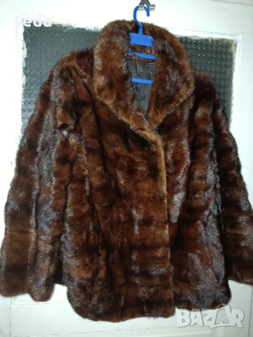Страхотно късо палто от норка размер L/XL, снимка 2 - Палта, манта - 53222166