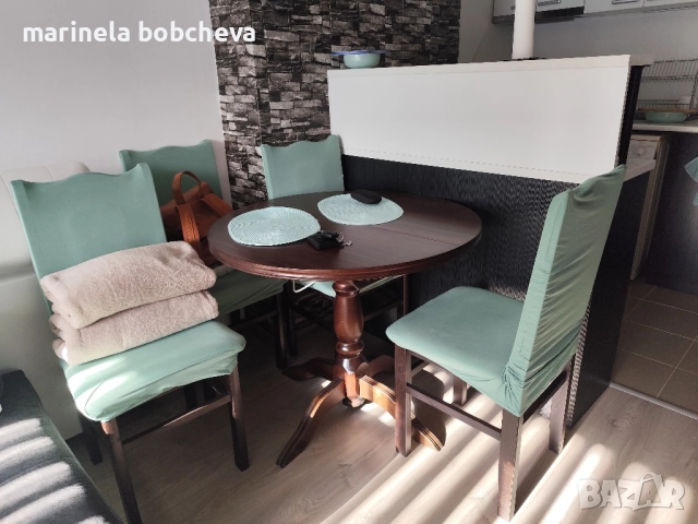 маса с четири стола, снимка 2 - Маси - 52176440