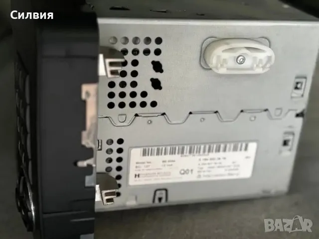 Продавам оригинална мултимедия за Мерцедес   ML (W164) , снимка 2 - Аксесоари и консумативи - 50220577