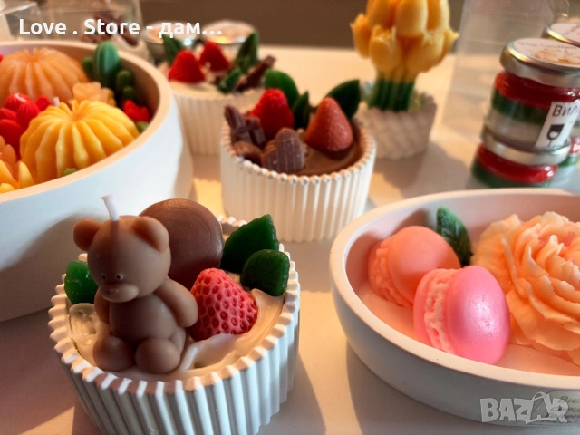 Свещи за подарък ръчна изработка сувенир , снимка 15 - Декорация за дома - 53614231