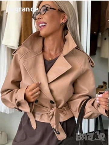 Тъмно и Светло бежово кожено яке с колан