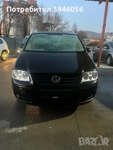 Фолксваген Туаран 2.0ТДИ , снимка 3 - Автомобили и джипове - 52887902