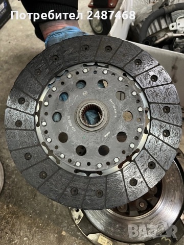 Съединител Маховик W212, OM651 ПЕРФЕКТЕН, снимка 3 - Части - 52799820