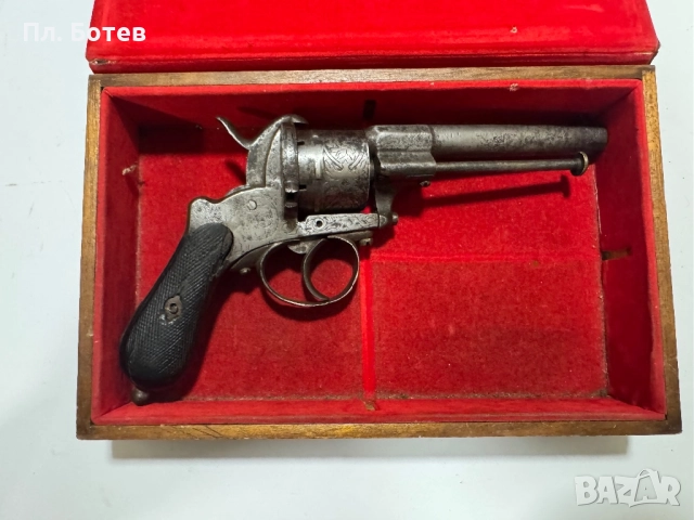 Стар револвер, пистолет, снимка 2 - Антикварни и старинни предмети - 52817663