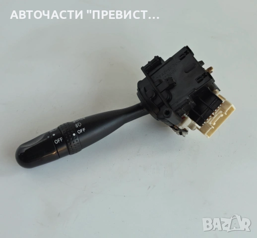 Лостче Мигачи Тойота Корола Е12 Toyota Corolla E12 2000-2007г ОЕМ 173681