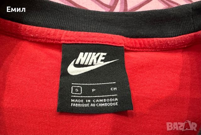 Дамско Nike Swoosh Crop Top, Размер S, снимка 3 - Други - 46231820