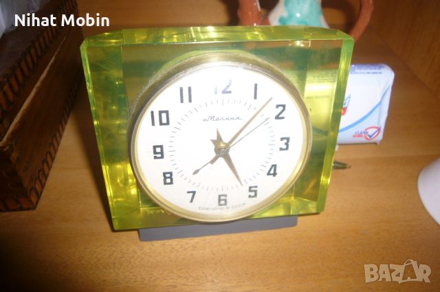 Настолен часовник, снимка 1 - Антикварни и старинни предмети - 46041597