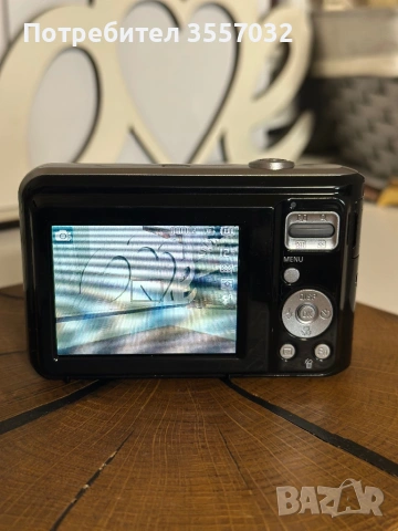 Ретро цифров фотоапарат Samsung ES25 – Y2K стил!, снимка 4 - Фотоапарати - 53935561