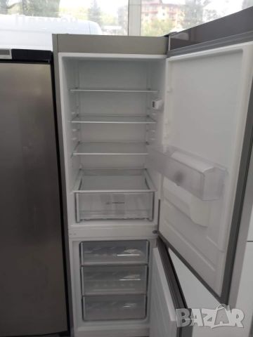 Хладилник с фризер Indesit , снимка 2 - Хладилници - 45544297