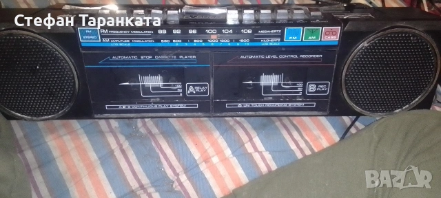 двукасетачен касетофон и радио тунер 
