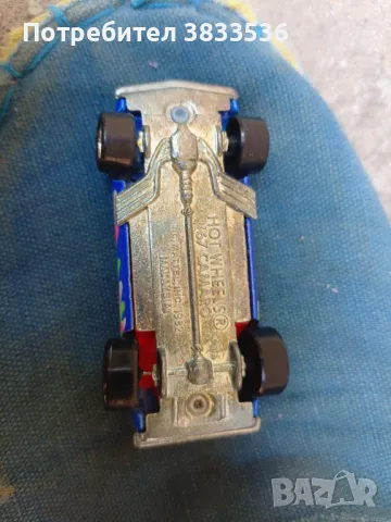 Ранно произв. рядък модел количка Hotwheels Custom Cal Camaro 67, снимка 2 - Колекции - 50108333