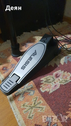 Alesis Nitro mesh kit , снимка 8 - Ударни инструменти - 52086304