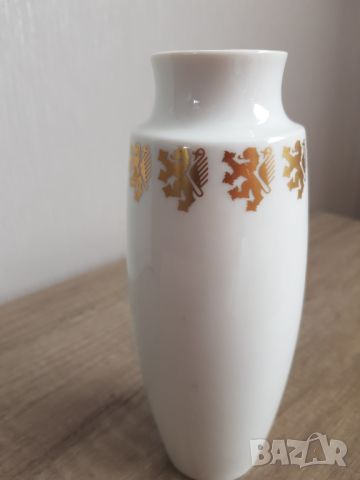 Стара порцеланова ваза Furstenberg, снимка 3 - Антикварни и старинни предмети - 46009979