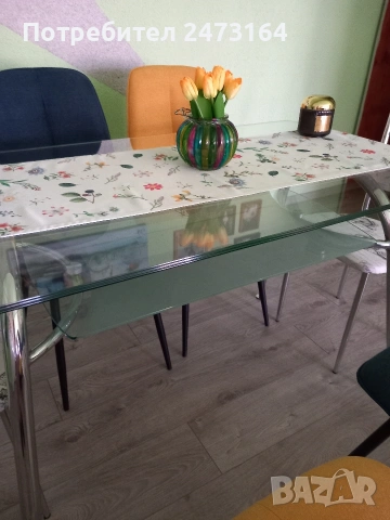 Стъклена трапезна маса , снимка 4 - Столове - 53809544