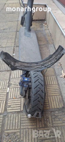 Електрическа тротинетка Xiaomi Mi 3 /със  зарядно/, снимка 16 - Велосипеди - 51099881