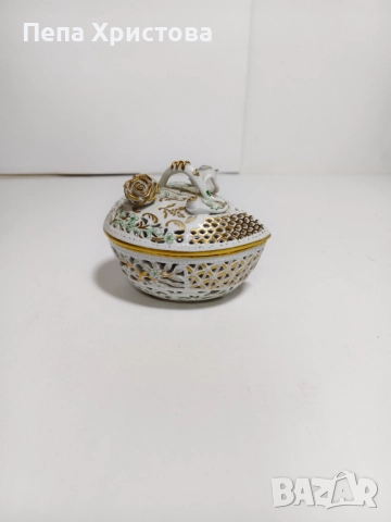 Кутия за бижута от ажурен унгарски порцелан Herend, снимка 2 - Други - 52655400