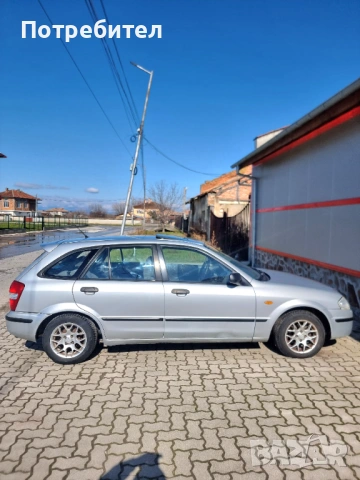 Mazda 323, снимка 2 - Автомобили и джипове - 53630005