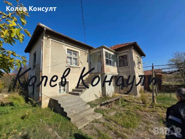 Продавам двуетажна къща в с.Оряхово ,общ Любим, снимка 1 - Къщи - 47934230