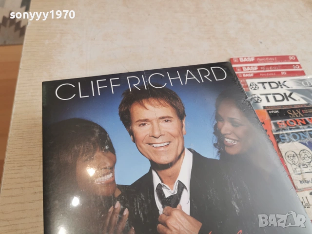 CLIFF RICHARD CD+POSTER 0704261954H2E6R, снимка 7 - CD дискове - 54127063
