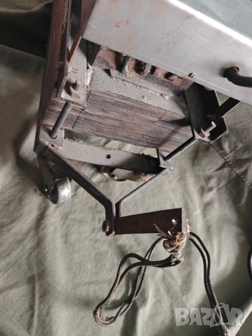 Продавам голям стар електрожен, снимка 2 - Други инструменти - 53622889