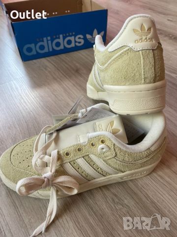 Обувки Adidas Rivalry Low, снимка 3 - Маратонки - 46740944