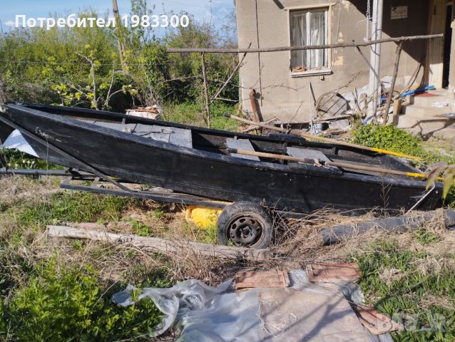лодка за риболов с колесар, снимка 1 - Екипировка - 45695755