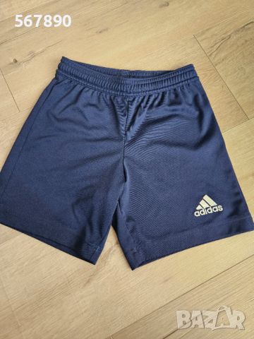 Къси панталонки Adidas , снимка 1 - Детски къси панталони - 46656534