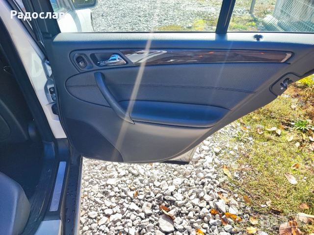 Салон от Мерцедес кожен W203 фейса седан , снимка 9 - Части - 52251172