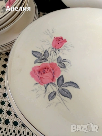 Цвят екрю и рози Johnson Brothers , снимка 4 - Чинии - 54200263