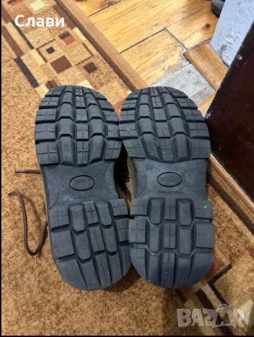 Оригинални мъжки НЕПРОМОКАЕМИ обувки, снимка 4 - Маратонки - 53522468