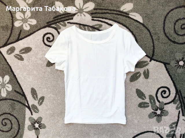 Нова бяла изчистена блузка с къс ръкав 