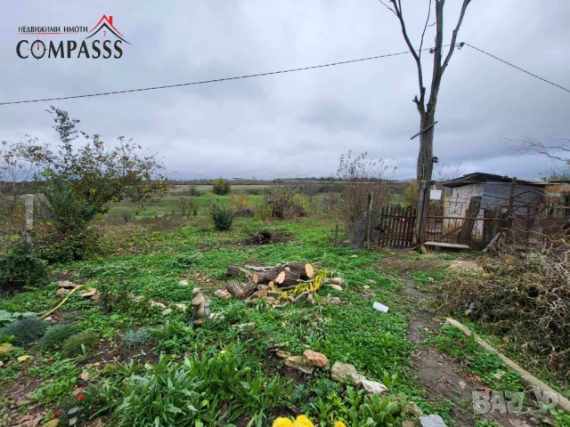 Къща с двор, с. Преселенци, Общ. Ген. Тошево - 25500евро!, снимка 6 - Къщи - 53533432