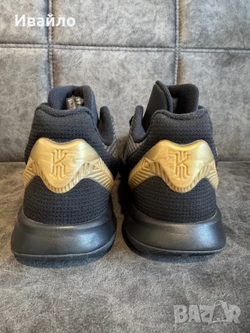Nike Kyrie Flytrap II., снимка 3 - Маратонки - 50955906
