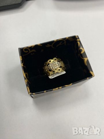 Златен дамски пръстен 14к, снимка 1 - Пръстени - 46452291