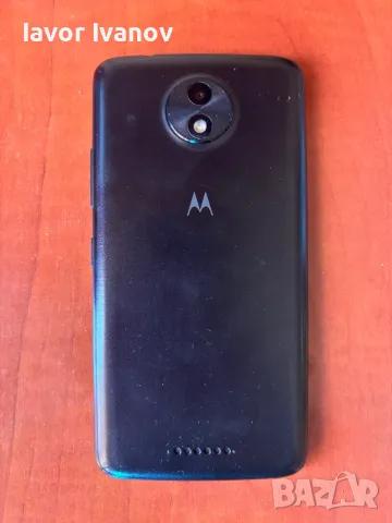 Телефон Motorola със зарядно, снимка 2 - Motorola - 48801050