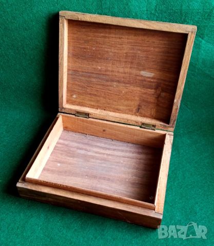 Стара дървена кутия, снимка 5 - Други ценни предмети - 45285474
