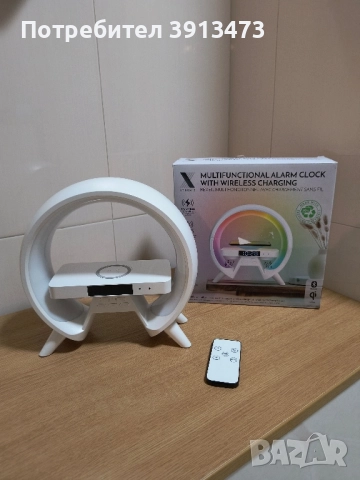 Чисто ново многофункционално зарядно с вградена колонка будилник сменящи светлини, снимка 2 - Друга електроника - 52183875