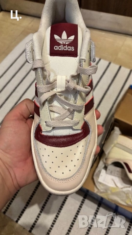 Сникърси Adidas Forum Low, снимка 3 - Маратонки - 53541868