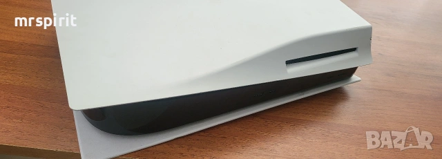PS5 с Диск версия(PlayStation 5) с проблем., снимка 2 - PlayStation конзоли - 53778152