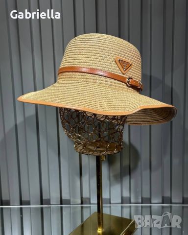Дамска шапка Prada , снимка 1 - Шапки - 46453214
