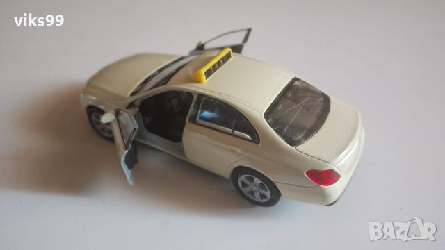 Mercedes-Benz E-Class W213 Taxi 2016 Welly 1:34-39, снимка 3 - Колекции - 46503776