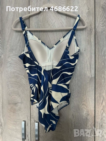 Бански с гол гръб на Triumph, снимка 2 - Бански костюми - 53387401