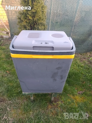 Хладилна чанта Crivit на 12 и 220 волта., снимка 2 - Хладилни чанти - 53756446