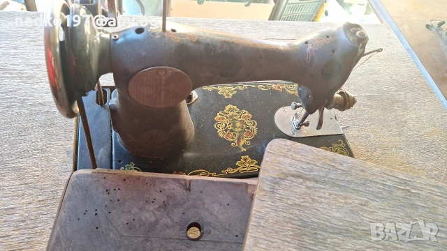 продавам стари шевни машини за ремонт и за резервни части, снимка 10 - Колекции - 53474717