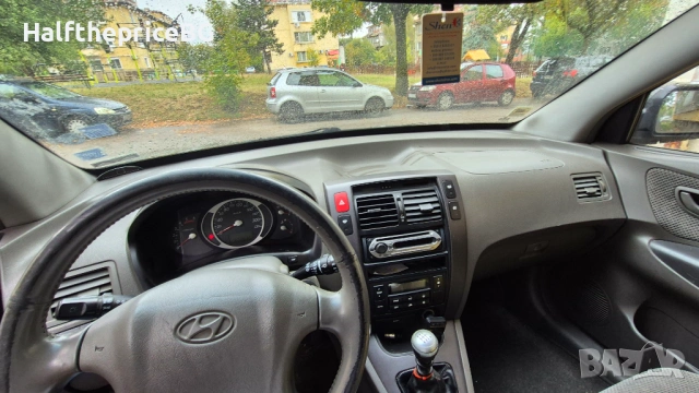 Hyundai Tucson 2.0crdi 16v 4x4, снимка 8 - Автомобили и джипове - 54045041