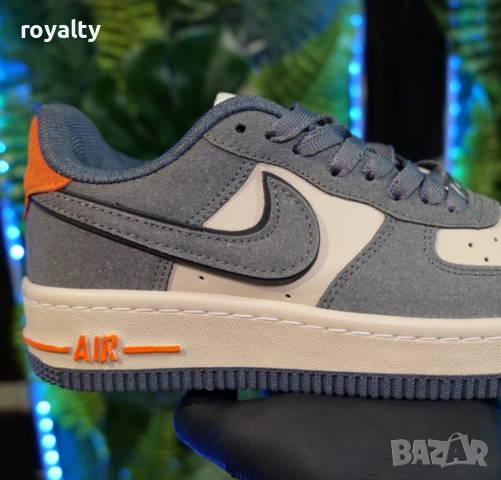 Дамски Маратонки Nike Air Force 1 сиво с оранжево, снимка 2 - Маратонки - 51631504