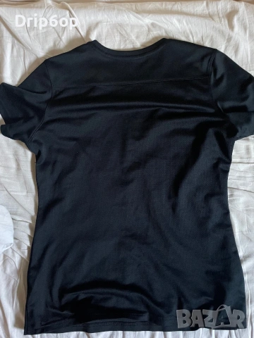 Тениска Nike DRI-FIT, снимка 2 - Спортни дрехи, екипи - 54015556