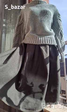 Нов сет от вълнена пола и пуловер , снимка 2 - Комплекти - 52972438