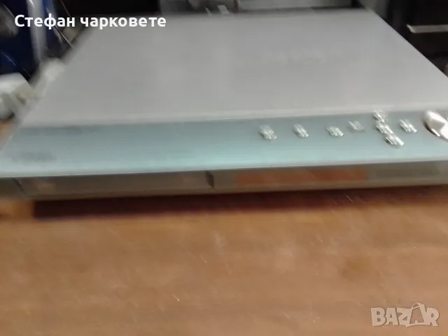 DVD player YAMAHA , снимка 1 - MP3 и MP4 плеъри - 47722920