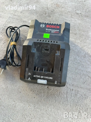 Bosch GAL 18V-160 16Ah зарядно, снимка 2 - Други инструменти - 52655073